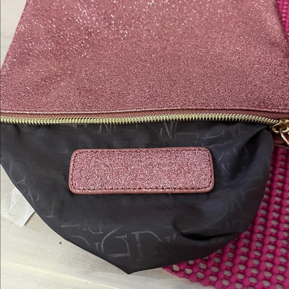 DISNEY X DANIELLE NICOLE BEAUTY & THE BEAST COSMETIC POUCH - Picture 4 of 6